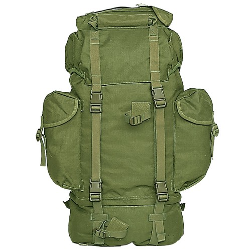 Army combat backpack - bw,